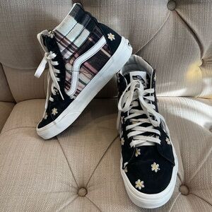 Vans Shoes Women 7 Sk8 Hi Floral Plaid Patchwork Black white lace Embroidery